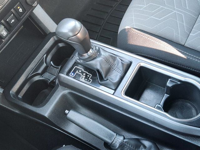 2022 Toyota Tacoma TRD Off-Road V6