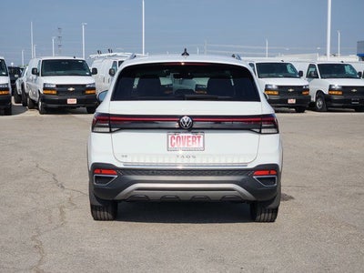 2025 Volkswagen Taos 1.5T SE