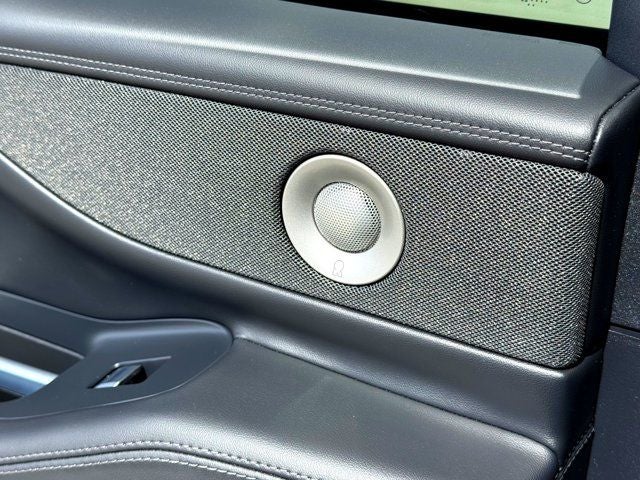 2025 Lincoln Navigator Reserve Jet Appearance