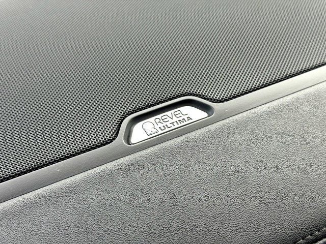 2025 Lincoln Navigator Reserve Jet Appearance