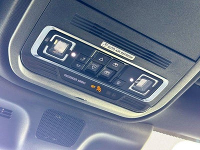 2025 Lincoln Navigator Reserve Jet Appearance