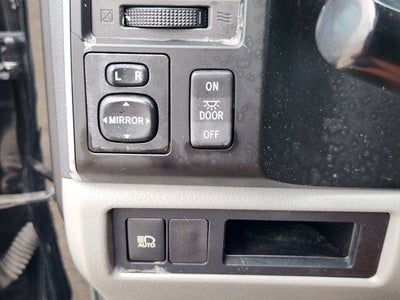 2018 Toyota Sequoia SR5 5.7L