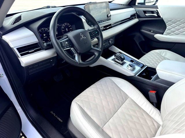 2023 Mitsubishi Outlander SEL