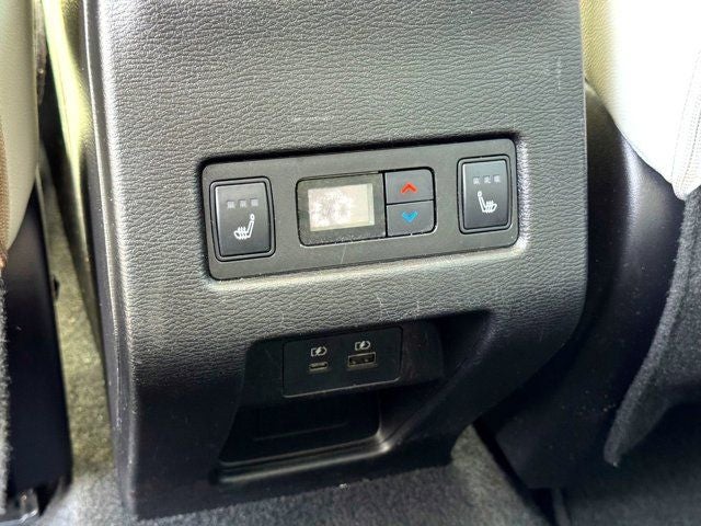 2023 Mitsubishi Outlander SEL