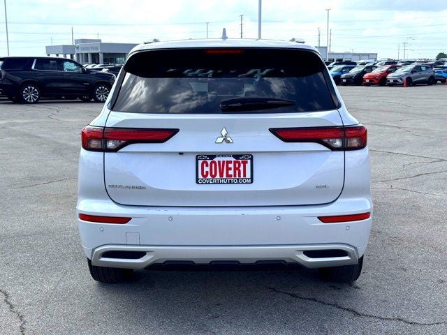 2023 Mitsubishi Outlander SEL