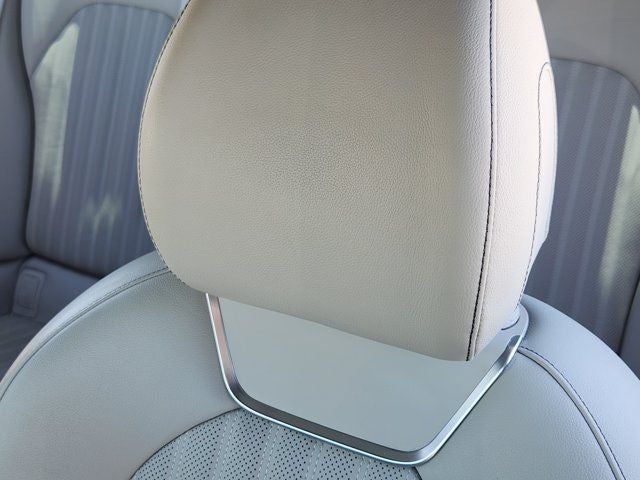 2023 Genesis G70 2.0T SPORT PRESTIGE