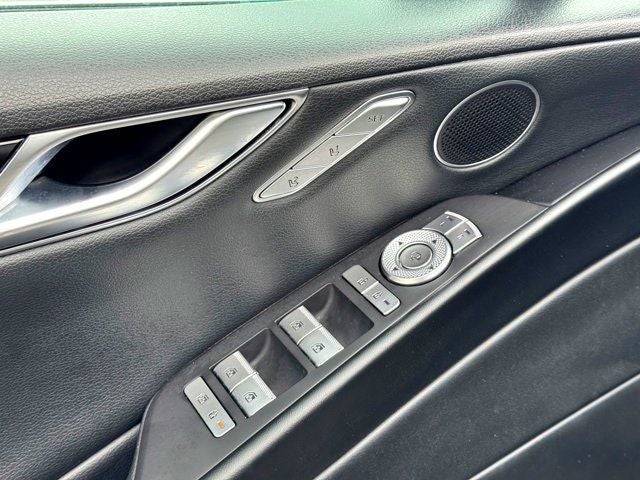 2023 Genesis G80 2.5T