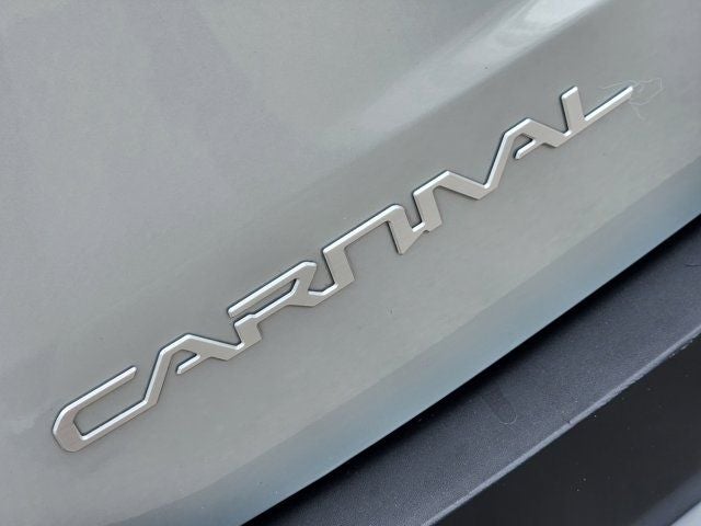 2025 Kia Carnival SX