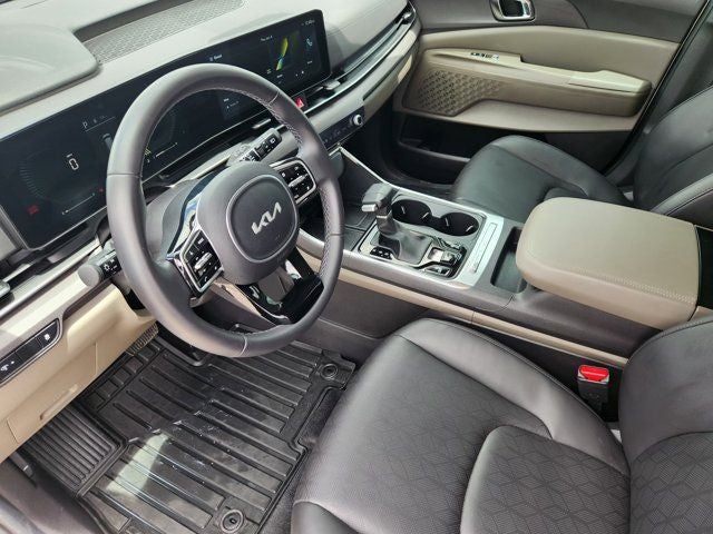 2025 Kia Carnival SX