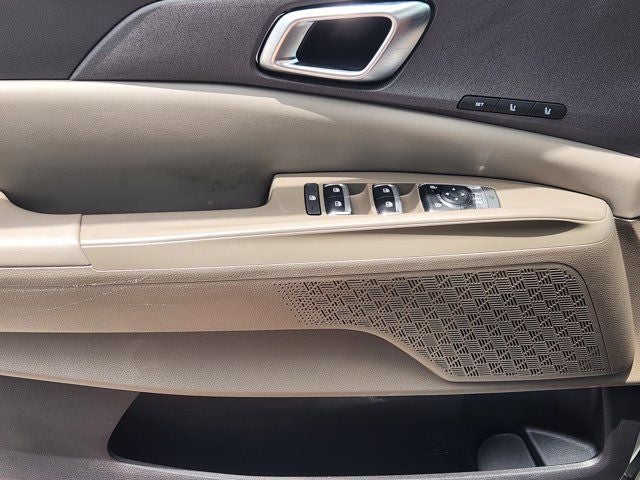 2025 Kia Carnival SX