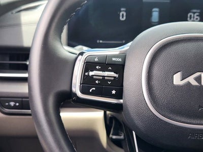 2025 Kia Carnival SX