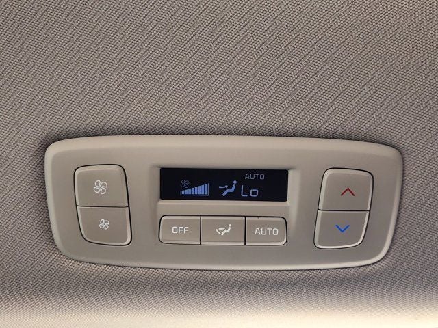 2025 Kia Carnival SX