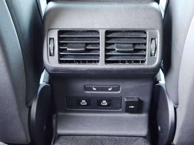 2025 Land Rover Range Rover Velar Dynamic SE