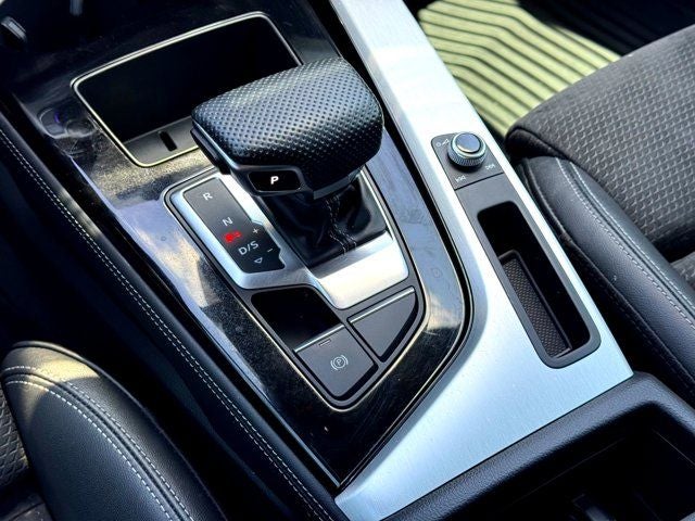 2021 Audi A4 45 S line Prestige quattro