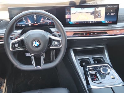 2025 BMW 7 Series 740i