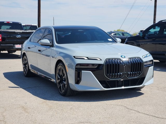 2025 BMW 7 Series 740i