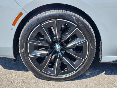 2025 BMW 7 Series 740i