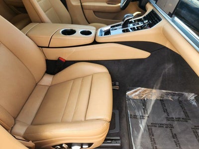 2018 Porsche Panamera 4