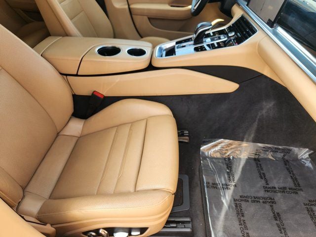 2018 Porsche Panamera 4