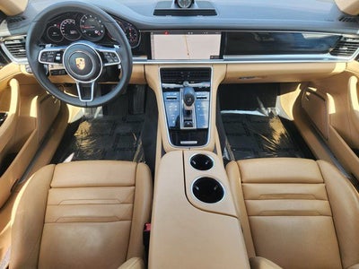 2018 Porsche Panamera 4