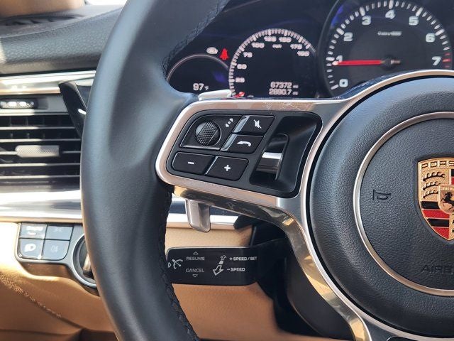 2018 Porsche Panamera 4