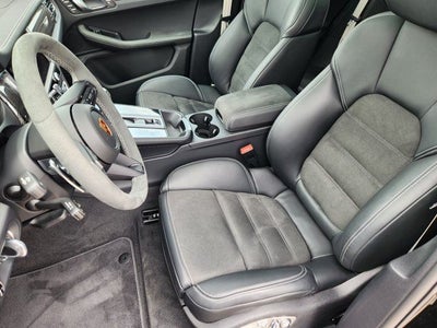 2026 Porsche Macan GTS