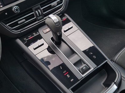 2026 Porsche Macan GTS