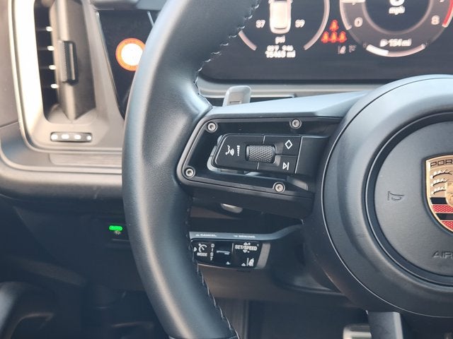 2025 Porsche Cayenne GTS