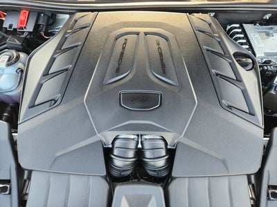 2025 Porsche Cayenne GTS