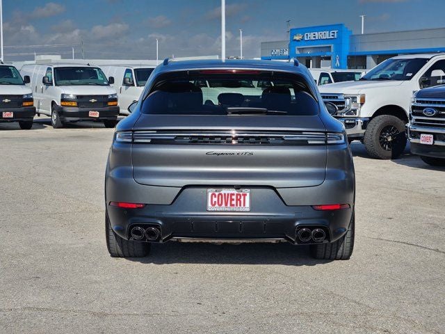 2025 Porsche Cayenne GTS