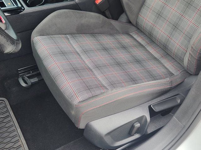 2024 Volkswagen Golf GTI S