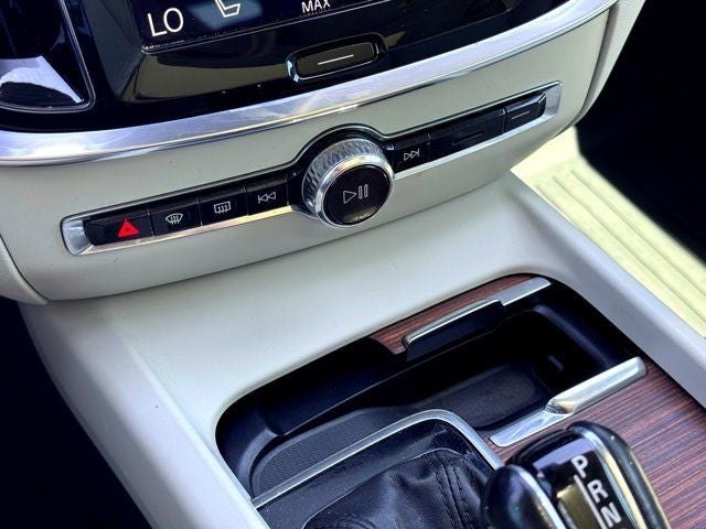 2020 Volvo V60 T5