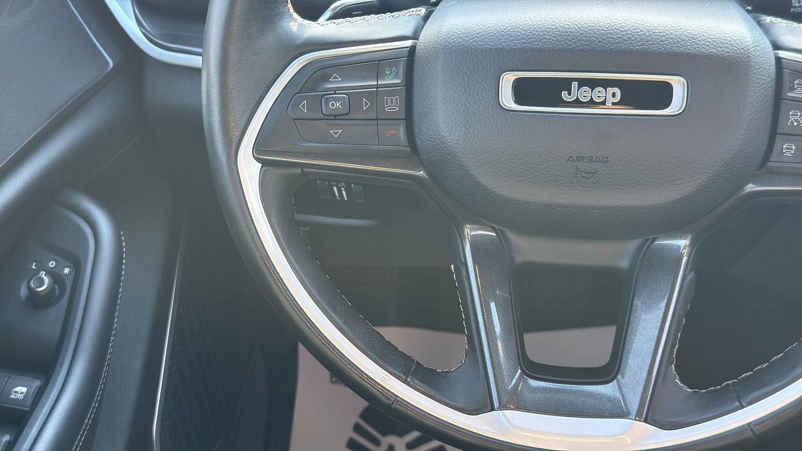 2022 Jeep Grand Cherokee Altitude