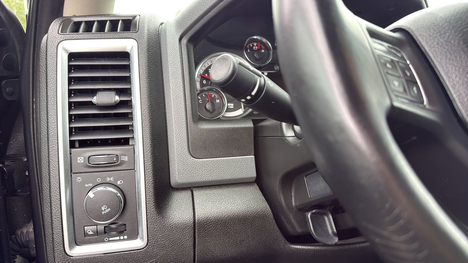 2019 RAM 1500 Classic SLT