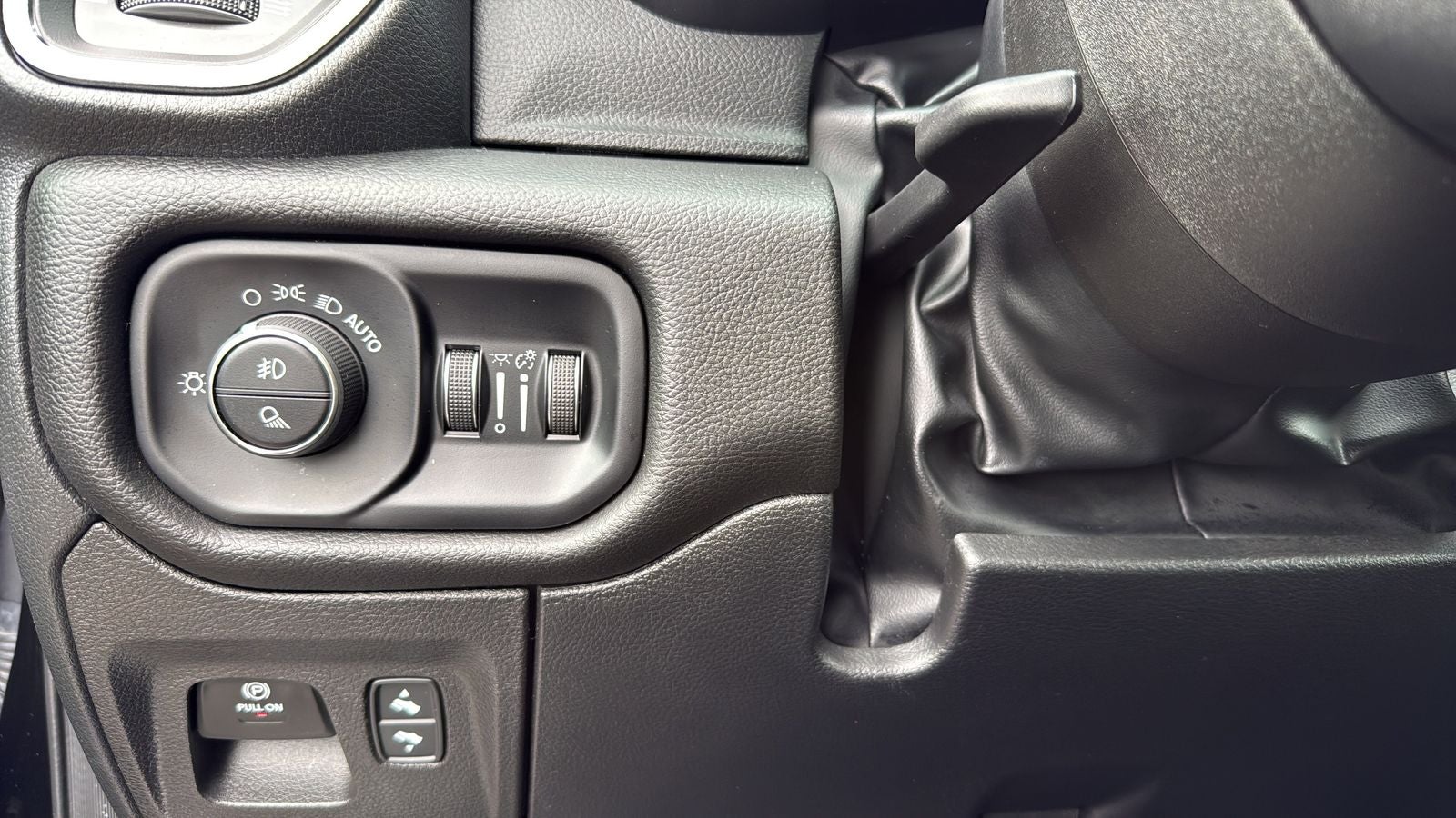 2025 RAM 1500 RHO