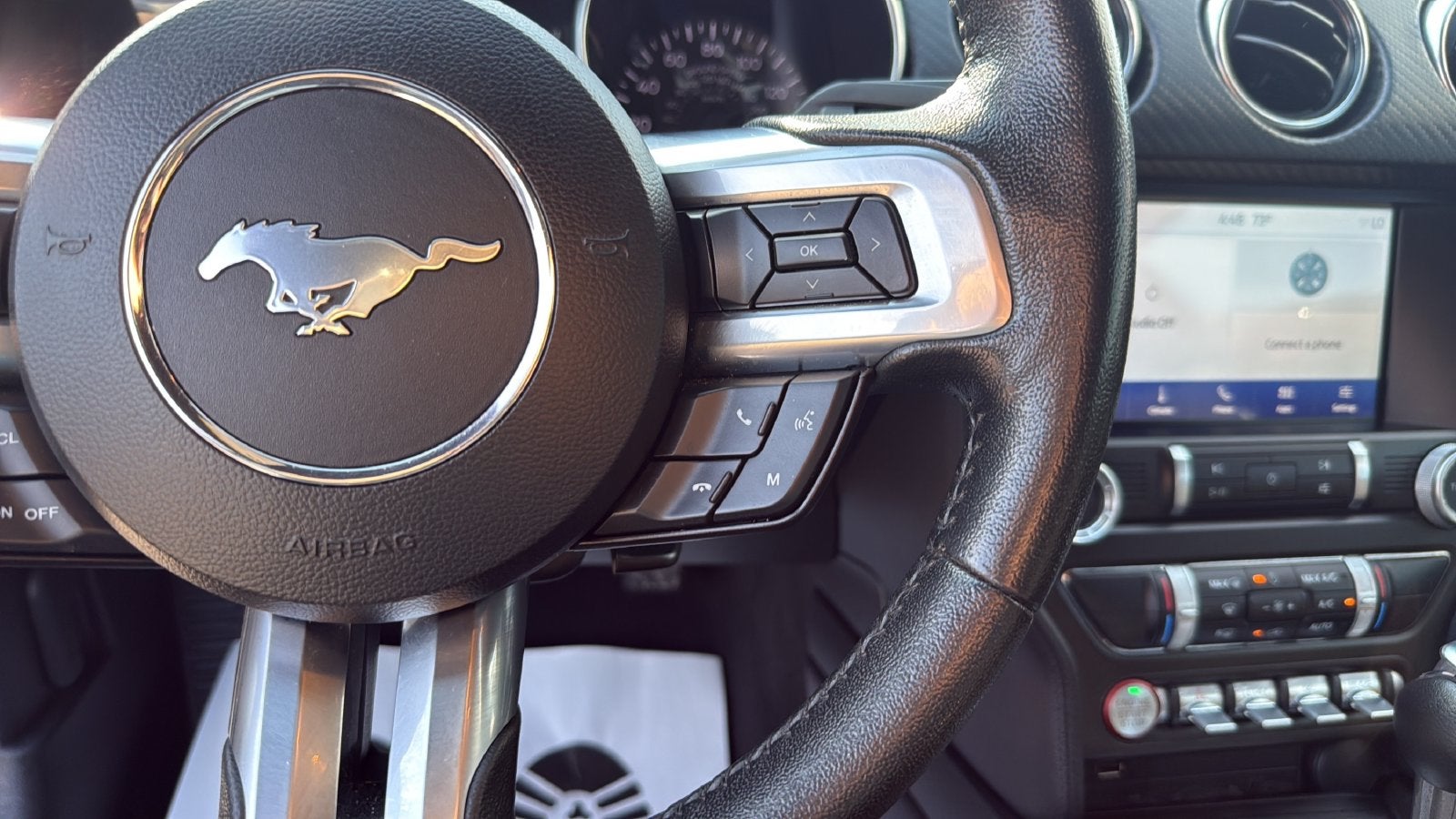 2022 Ford Mustang EcoBoost