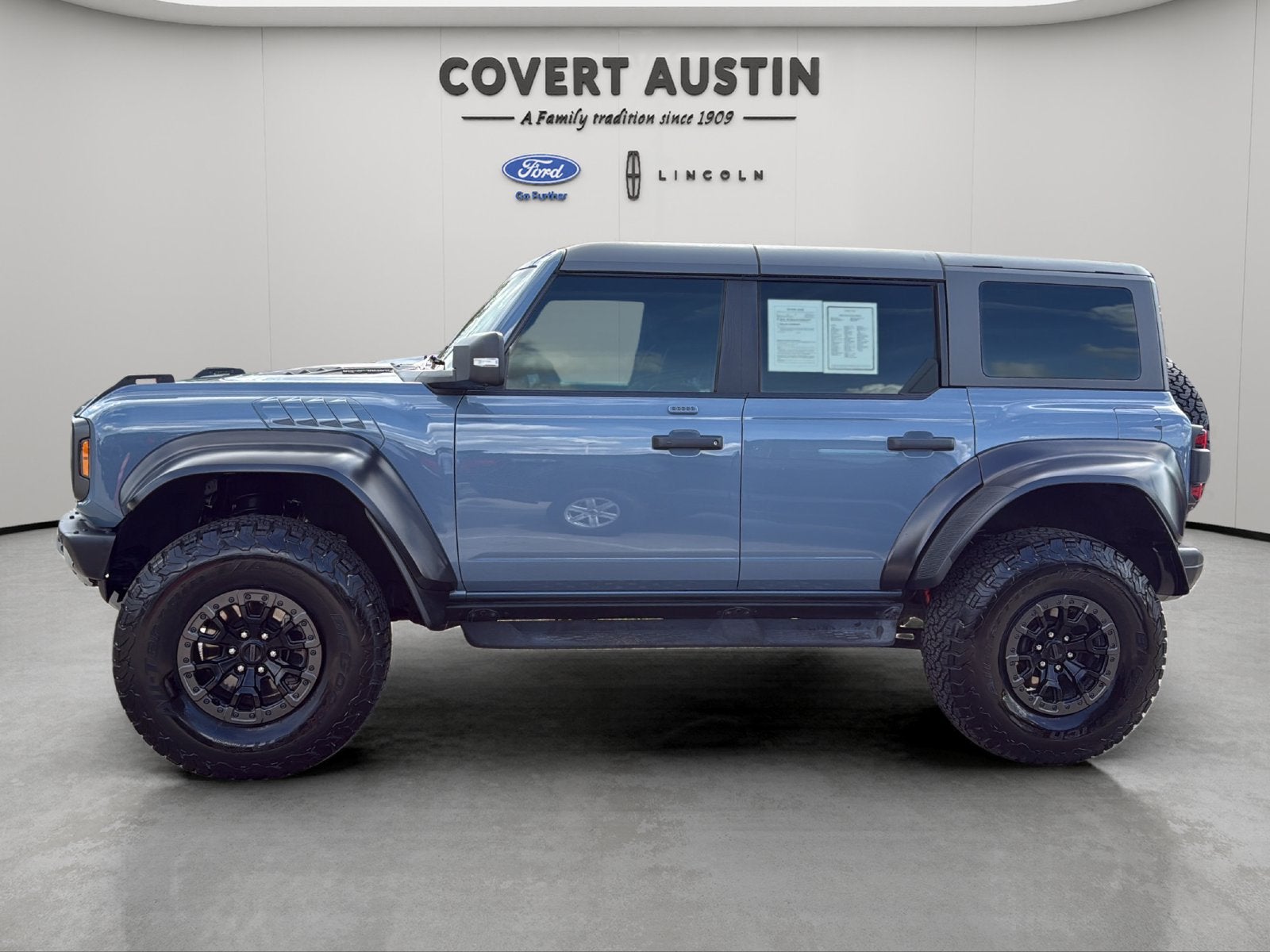 2023 Ford Bronco Raptor
