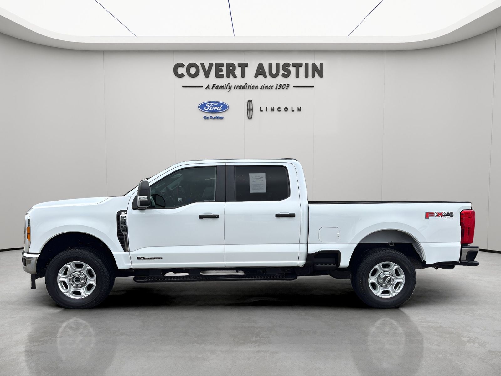 2025 Ford F-250SD XLT