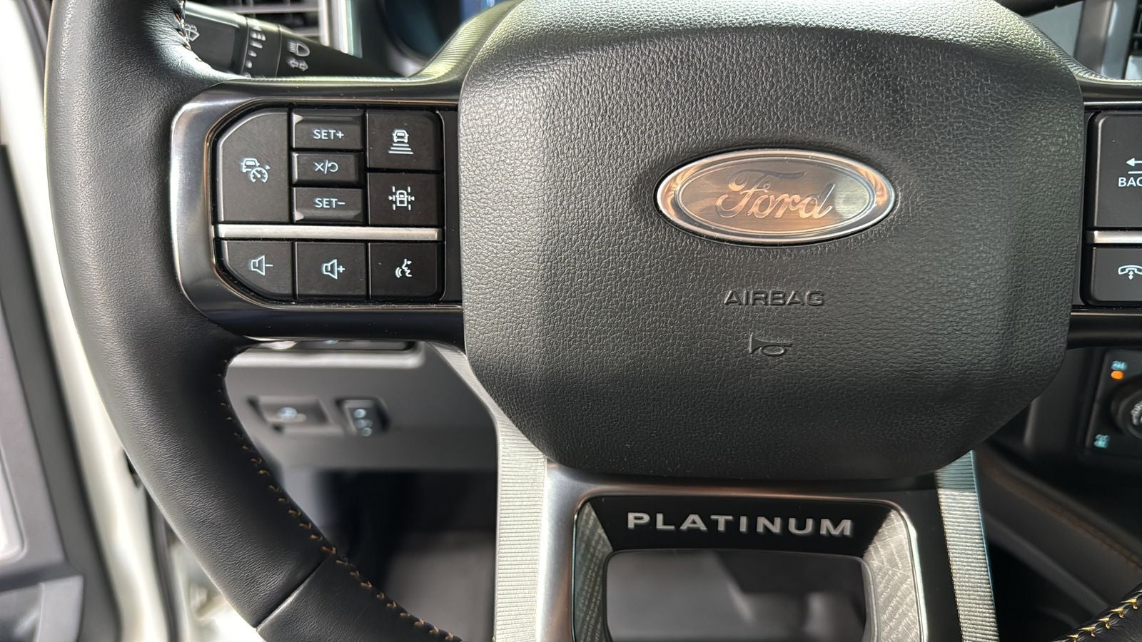2024 Ford F-350SD Platinum