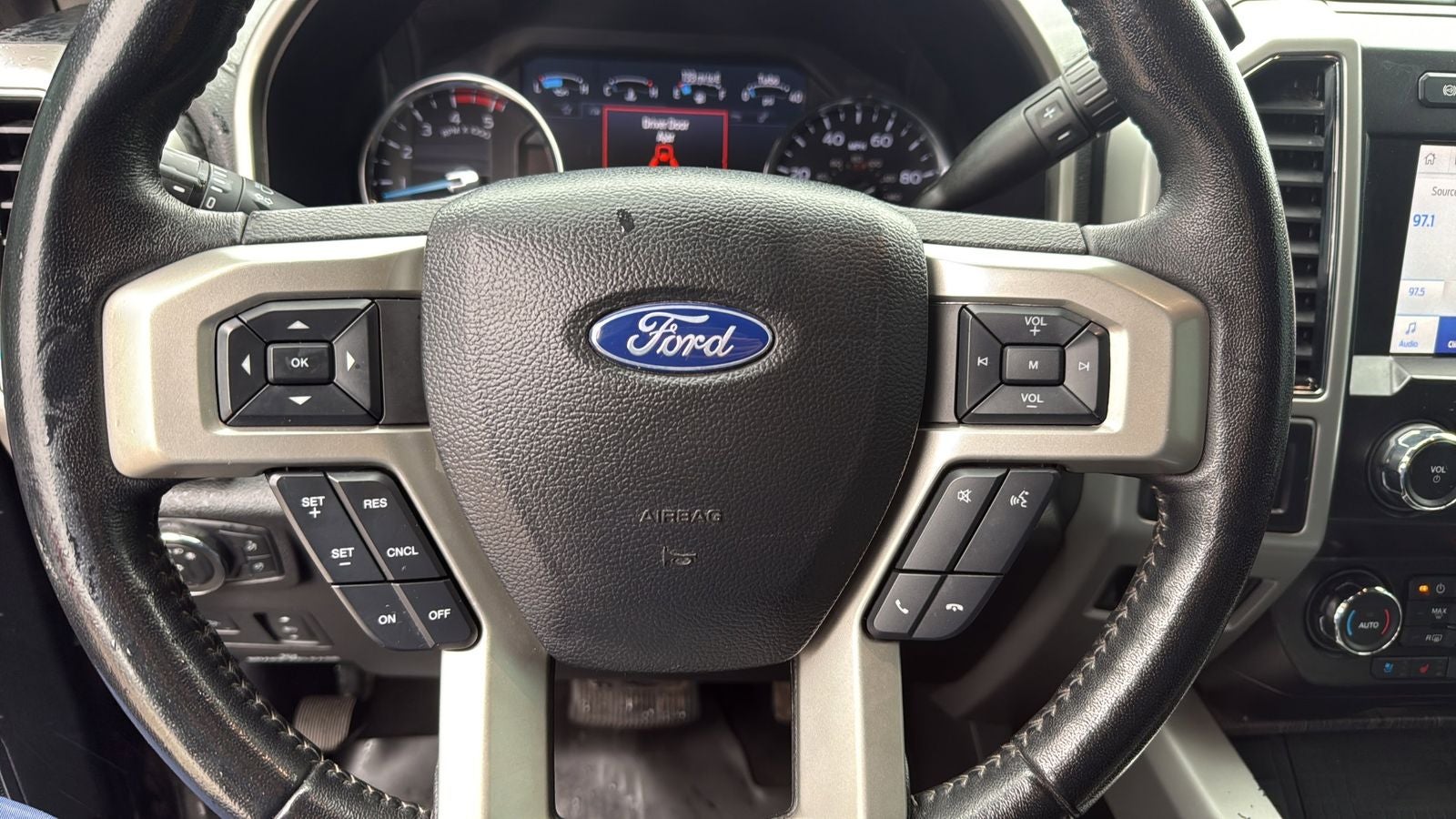 2021 Ford F-350SD Lariat