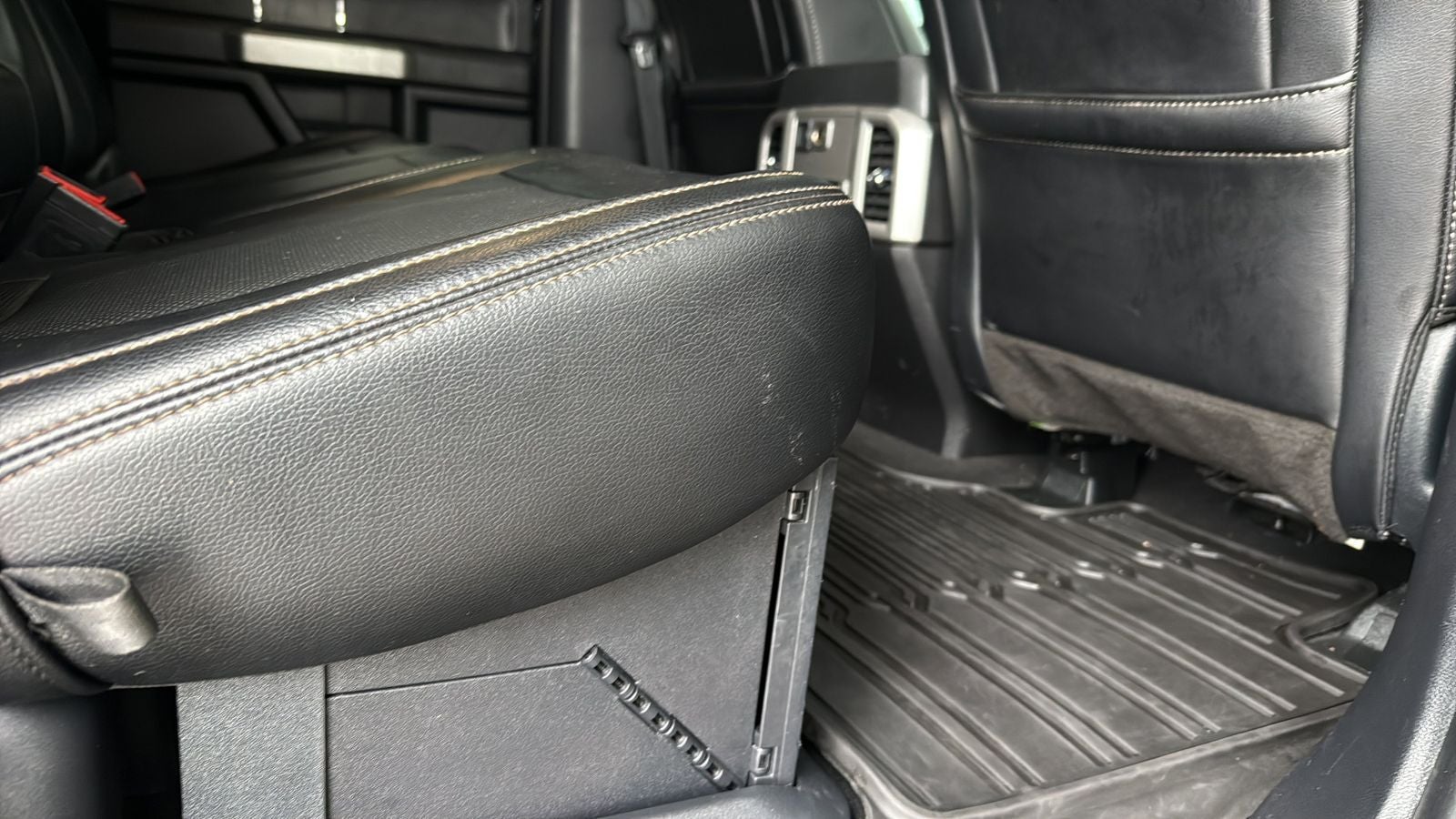 2021 Ford F-350SD Lariat