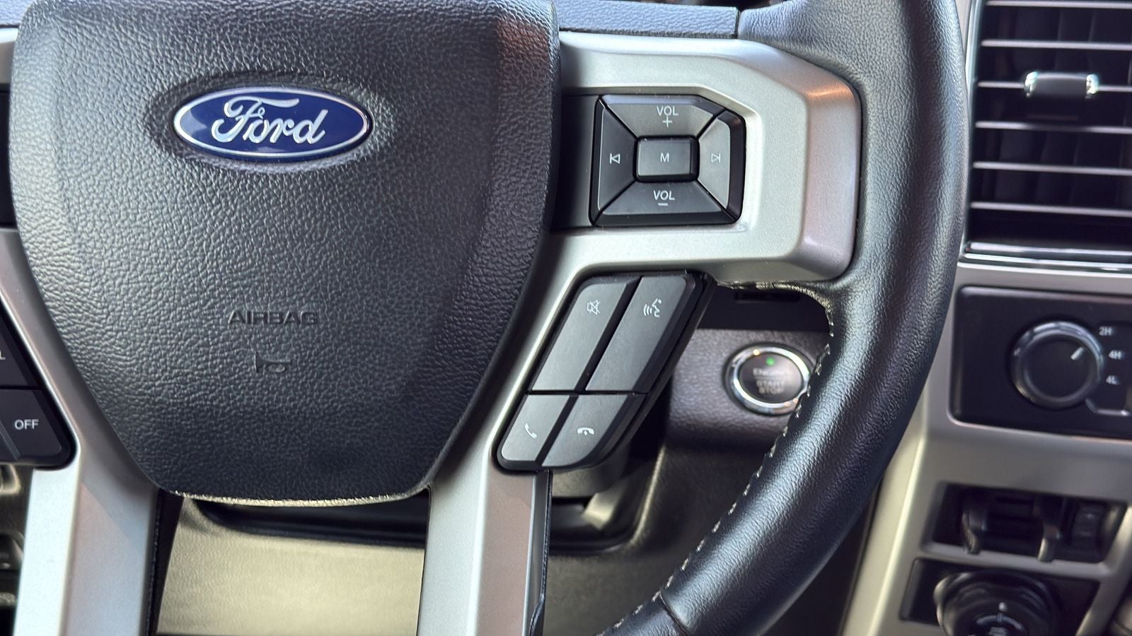 2021 Ford F-350SD Lariat