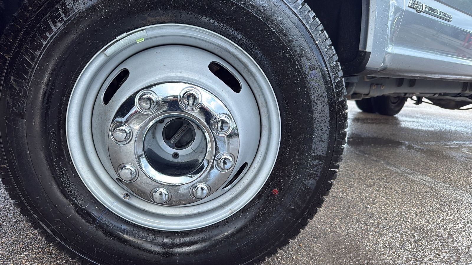 2022 Ford F-350SD Lariat