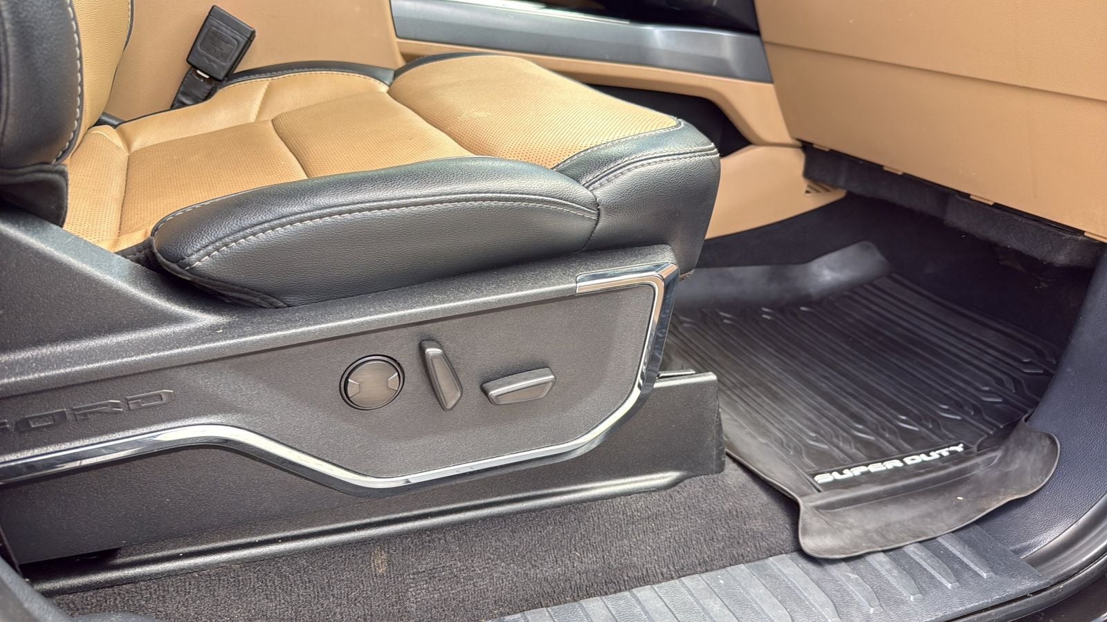 2024 Ford F-450SD Lariat DRW