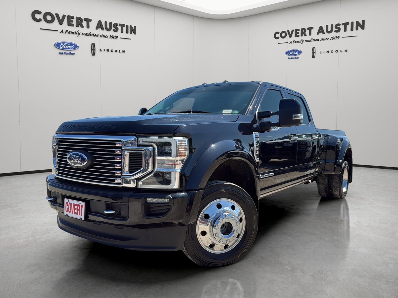 2020 Ford F-450 Limited 4x4 Crew Cab 8' Box DRW's photo