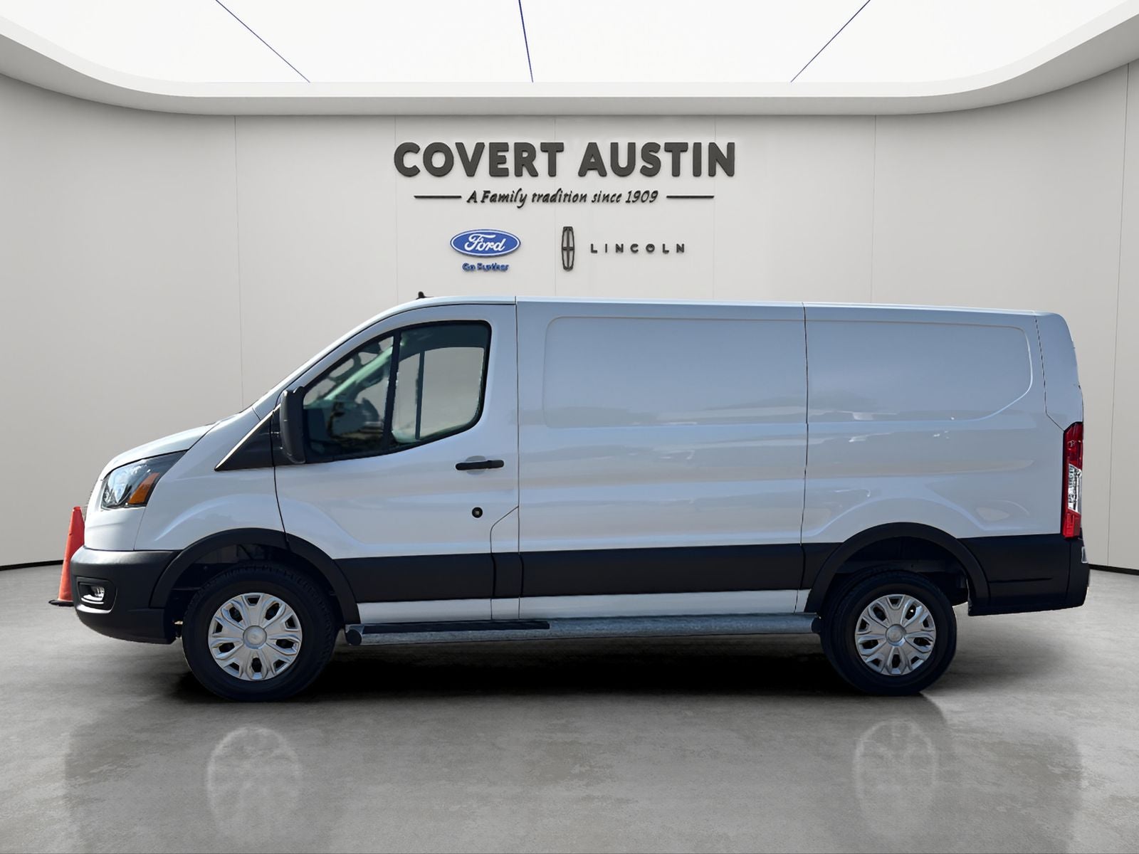 2025 Ford Transit-250 Base