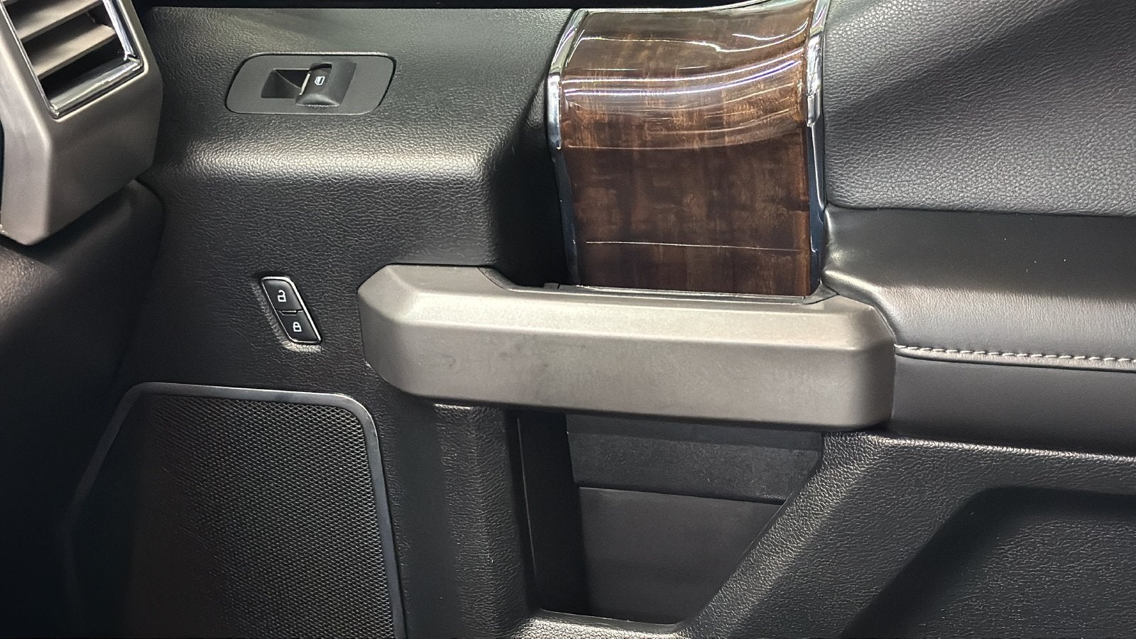 2016 Ford F-150 Platinum