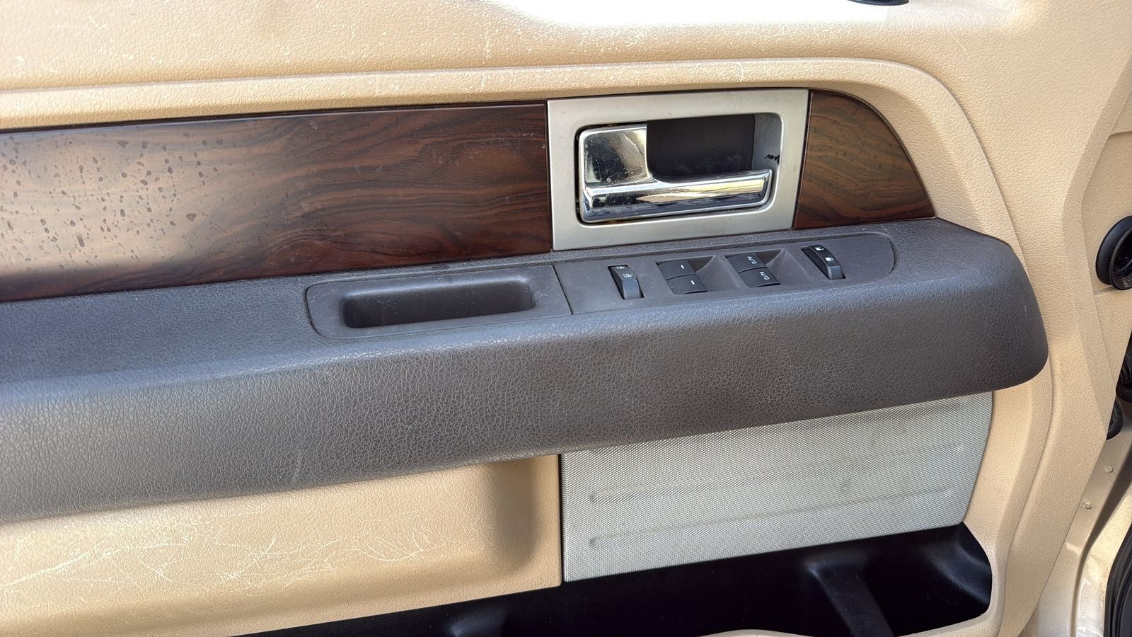 2012 Ford F-150 Lariat