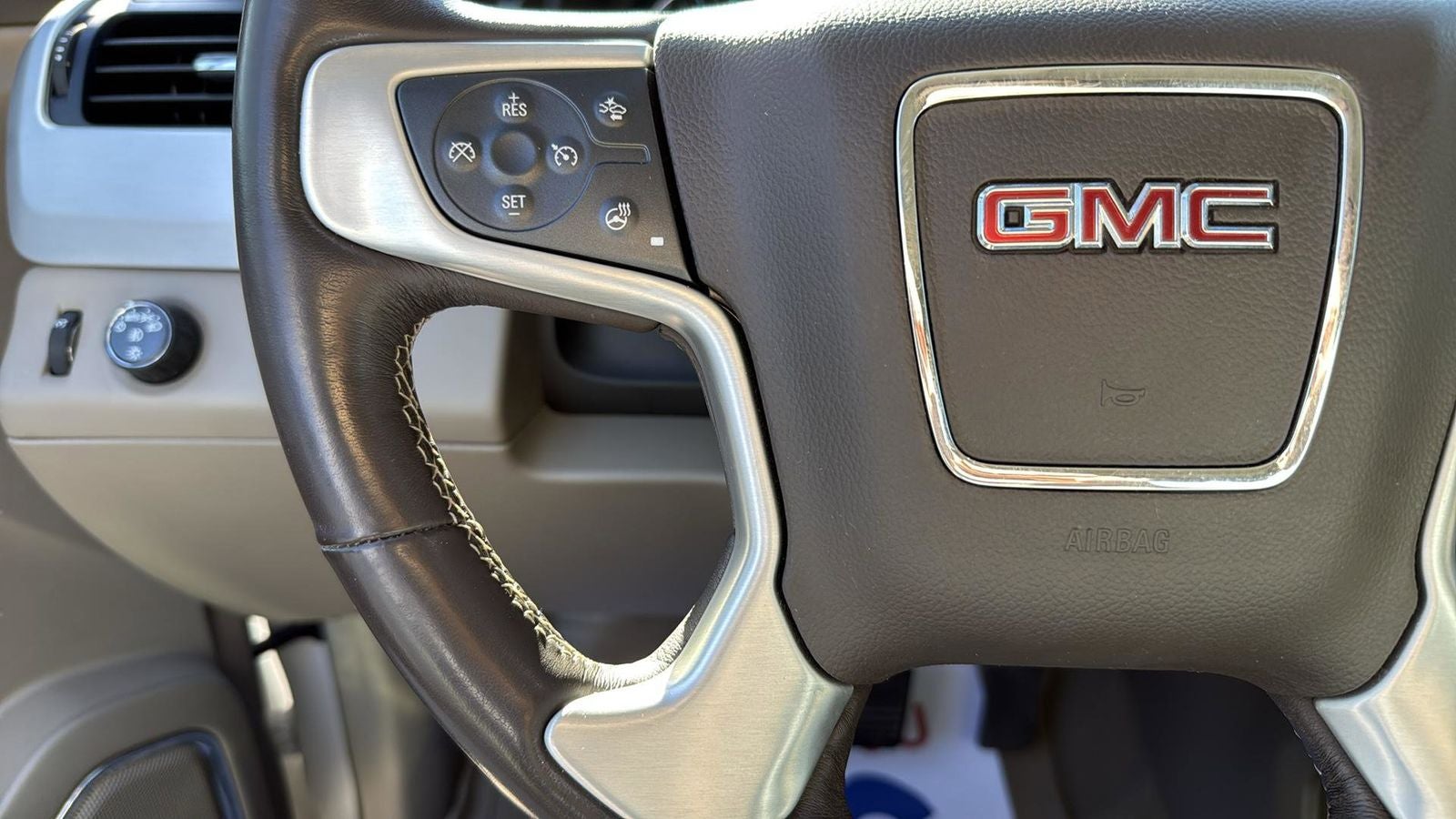 2019 GMC Yukon SLT