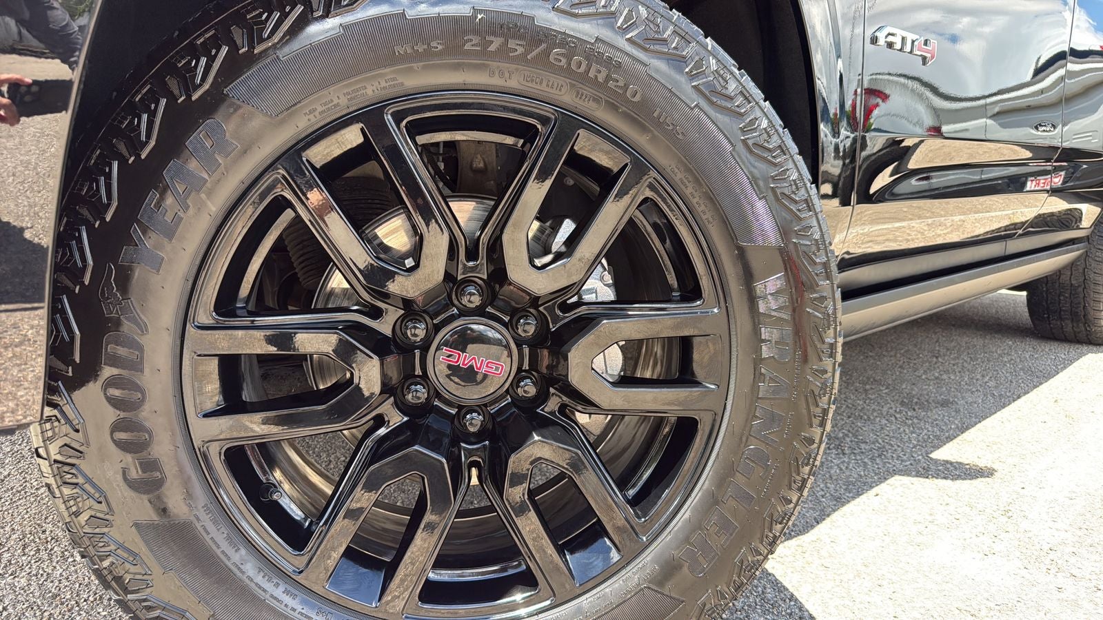 2024 GMC Yukon AT4